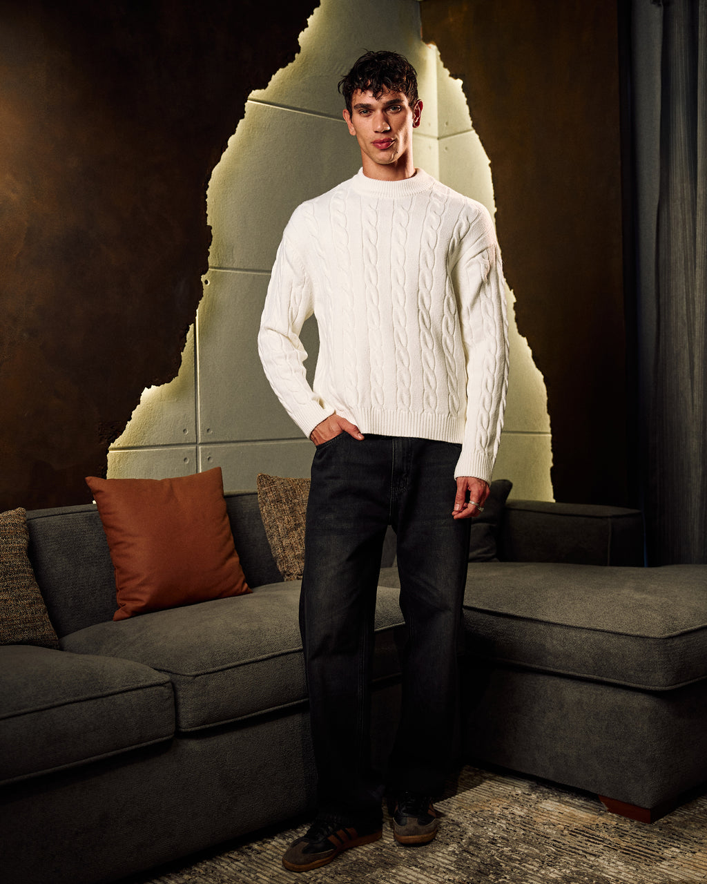 Cable Knit Sweater In Off White