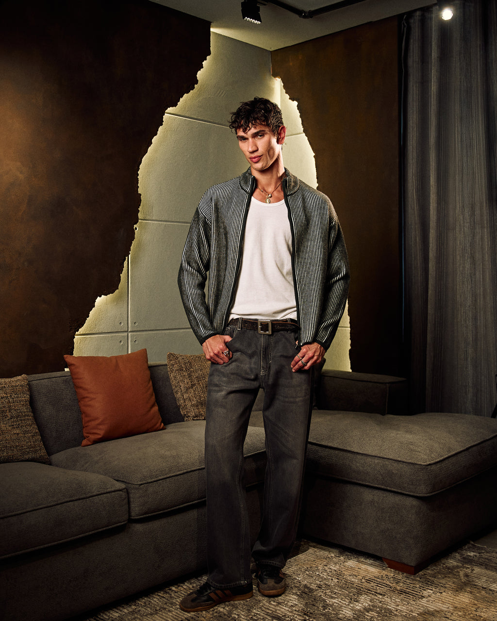 Zip Up Knitted Sweater In Green