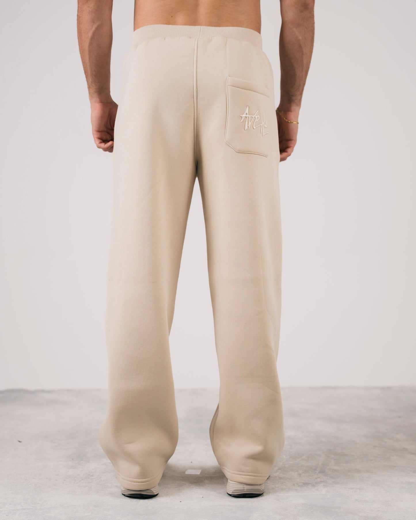Heavy Fleece Relaxed Sweatpants In Beige