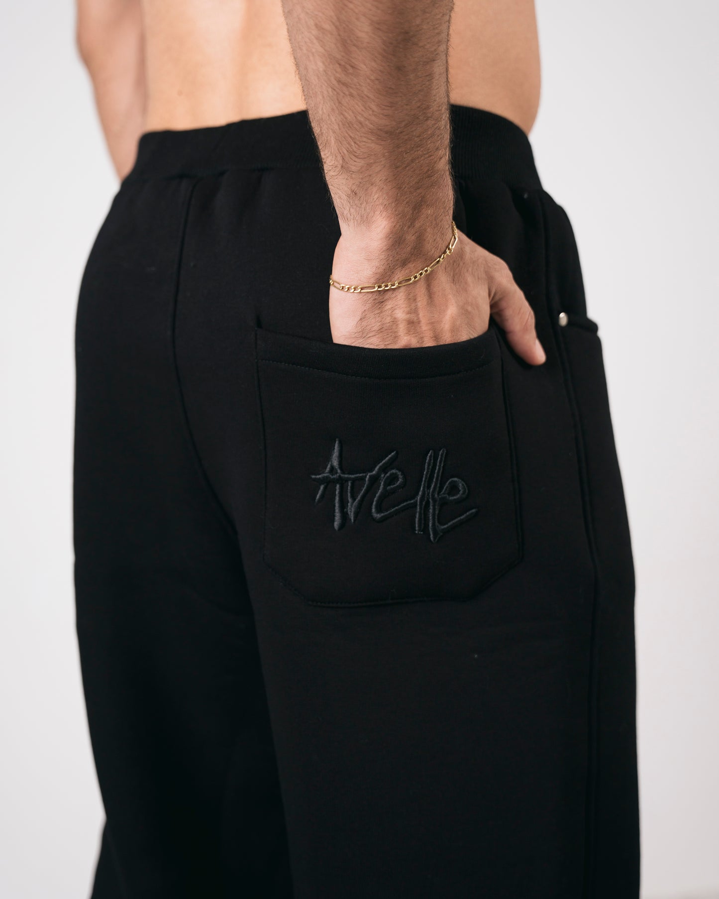 Heavy Fleece Relaxed Sweatpants In Black