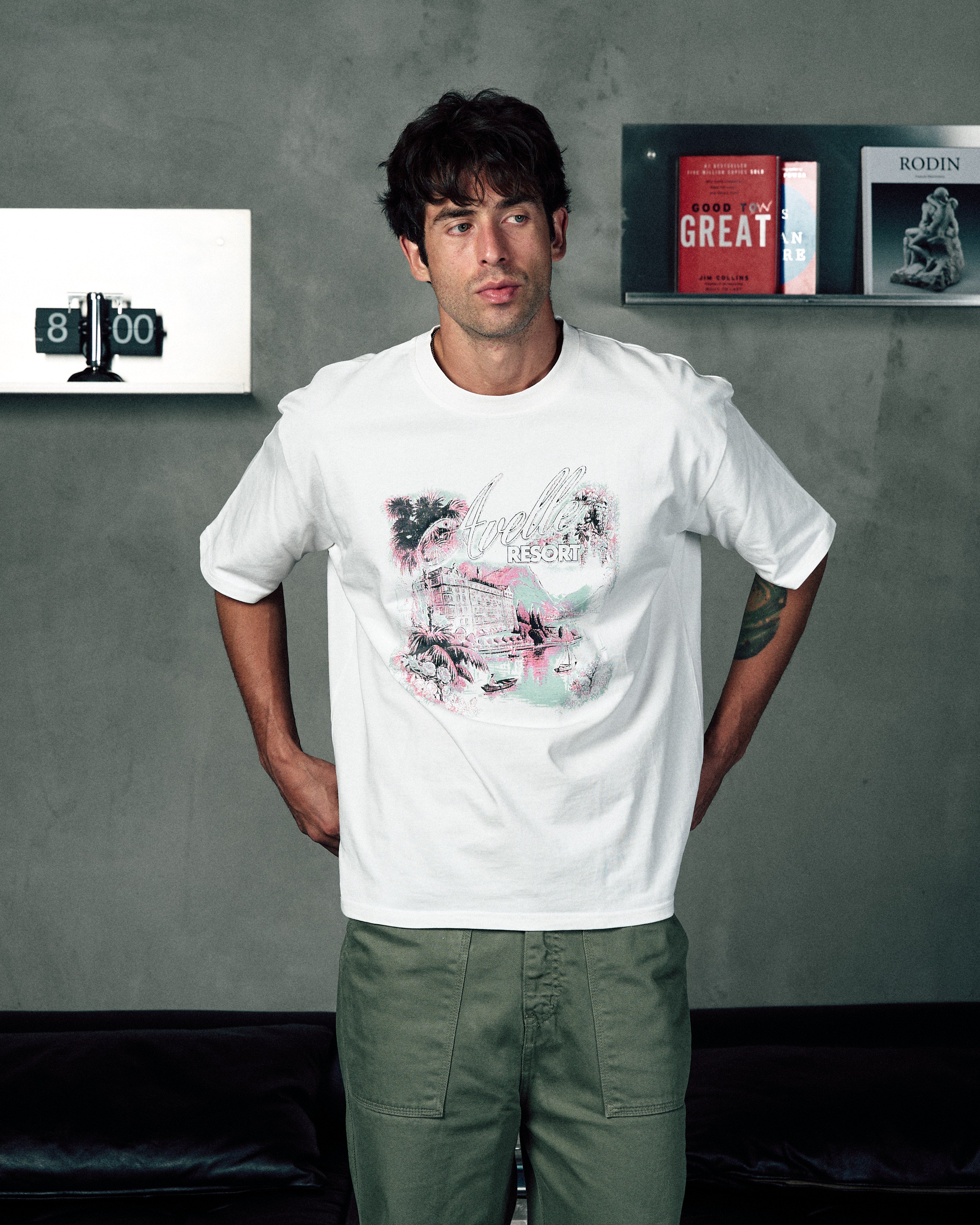 ‘Avelle Resort’ Graphic Printed Tee.