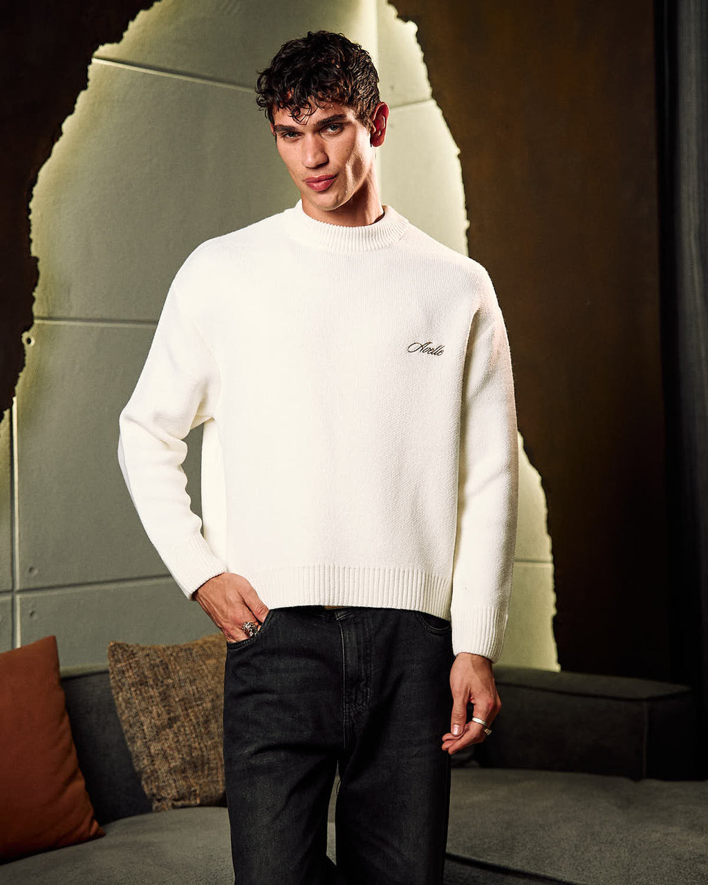 Knitted Crewneck Sweater In Off White