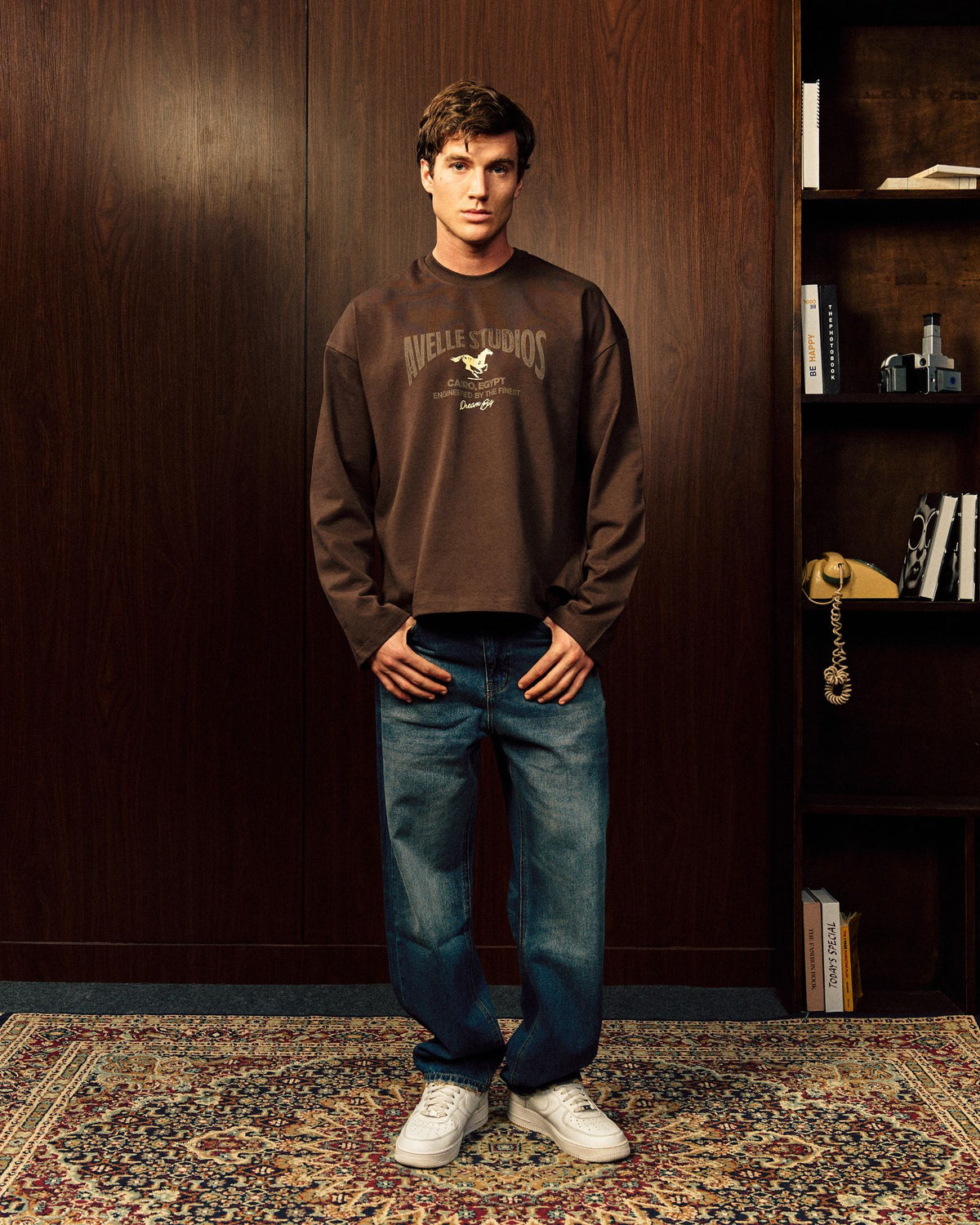 ‘Avelle Studios’ Graphic Printed Long Sleeve Tee In Brown