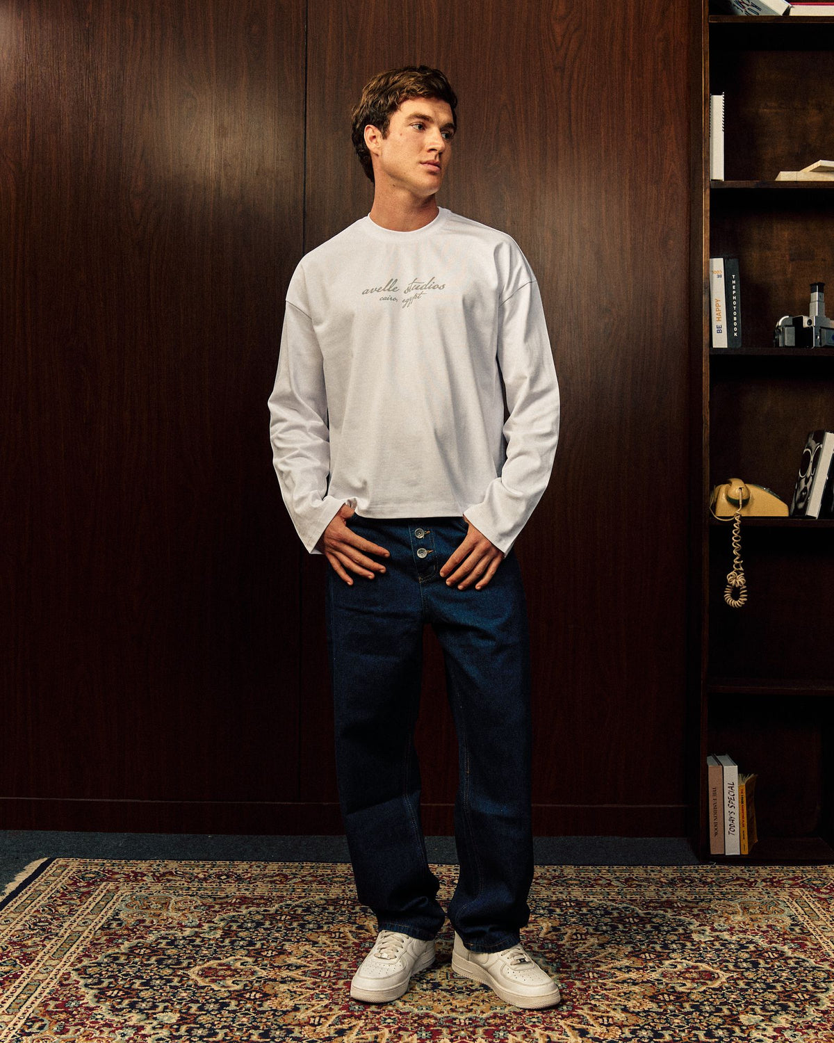 ‘Avelle Studios’ Graphic Printed Long Sleeve Tee In White