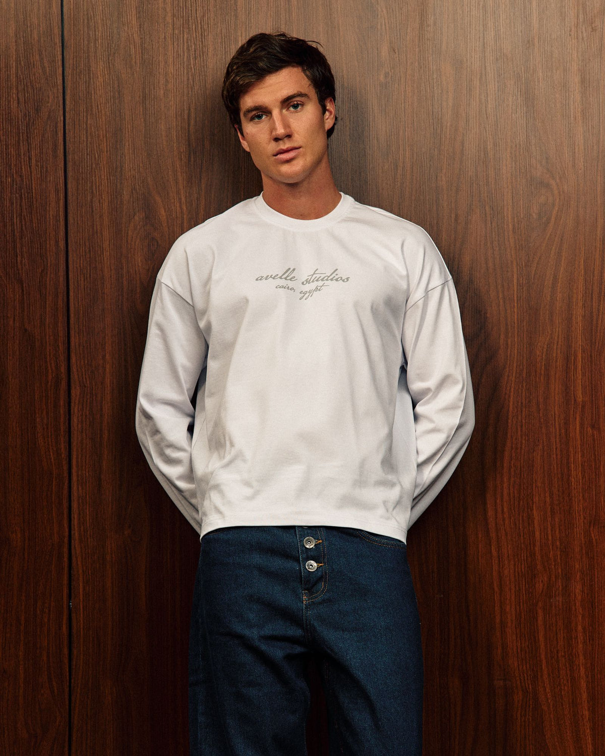 ‘Avelle Studios’ Graphic Printed Long Sleeve Tee In White